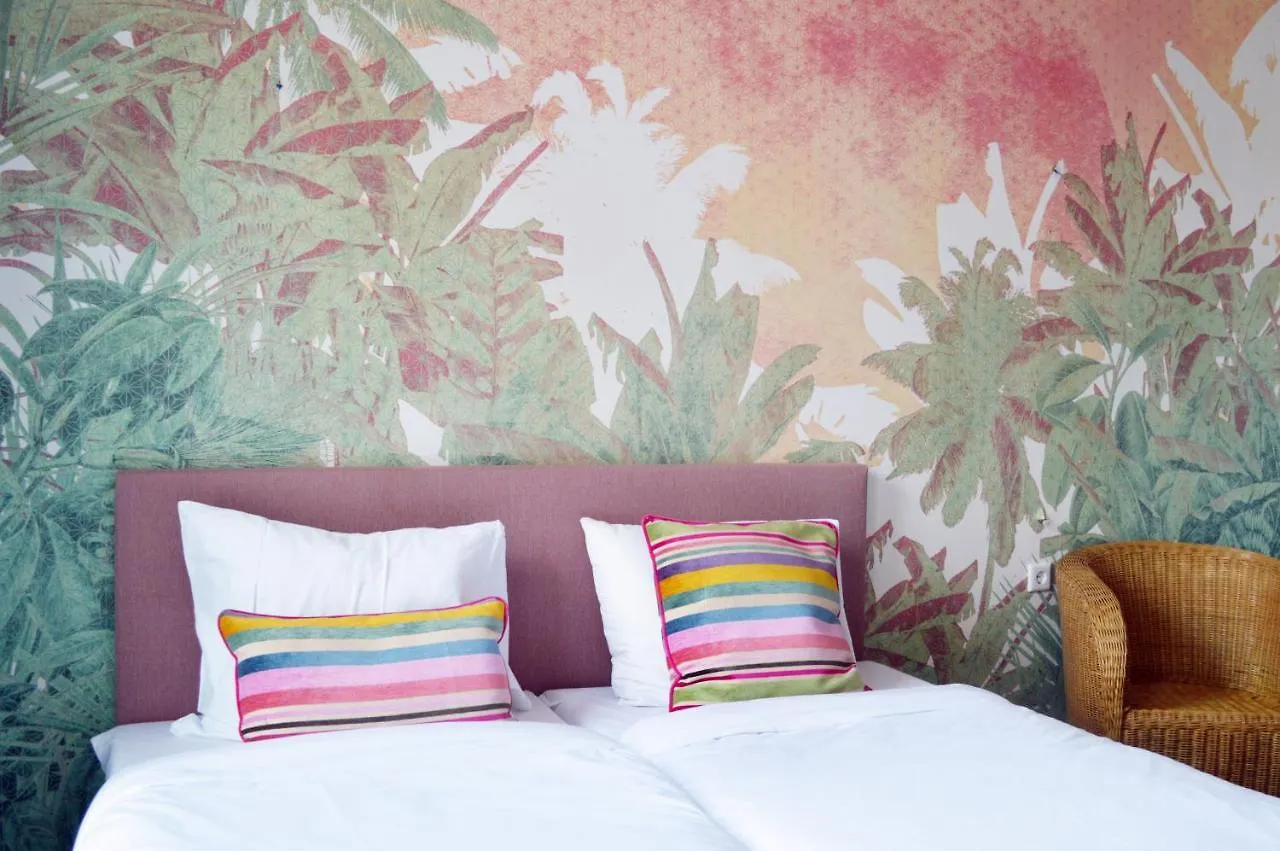 Pink Flamingo Boutique Hostel Гаага 0*,  Нидерланды
