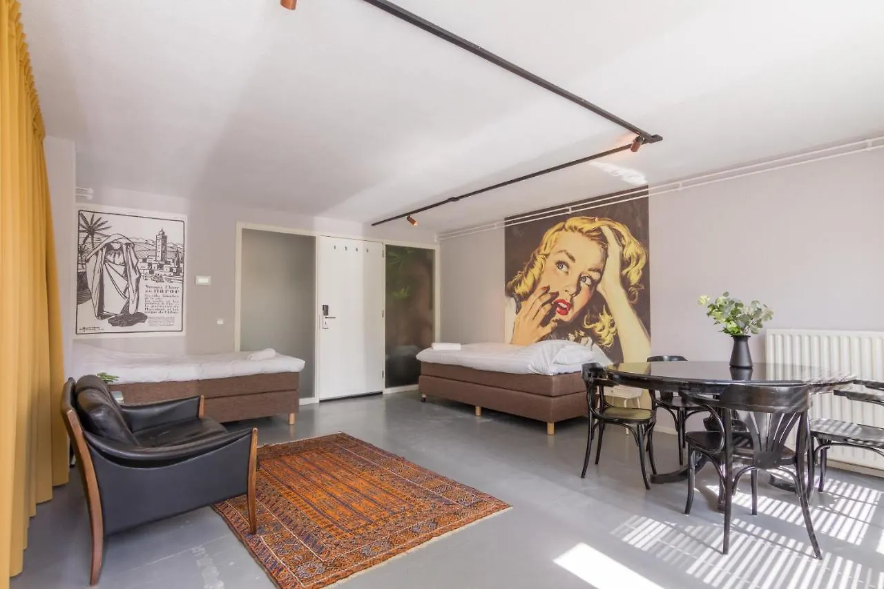 Pink Flamingo Boutique Hostel Lahey Hollanda