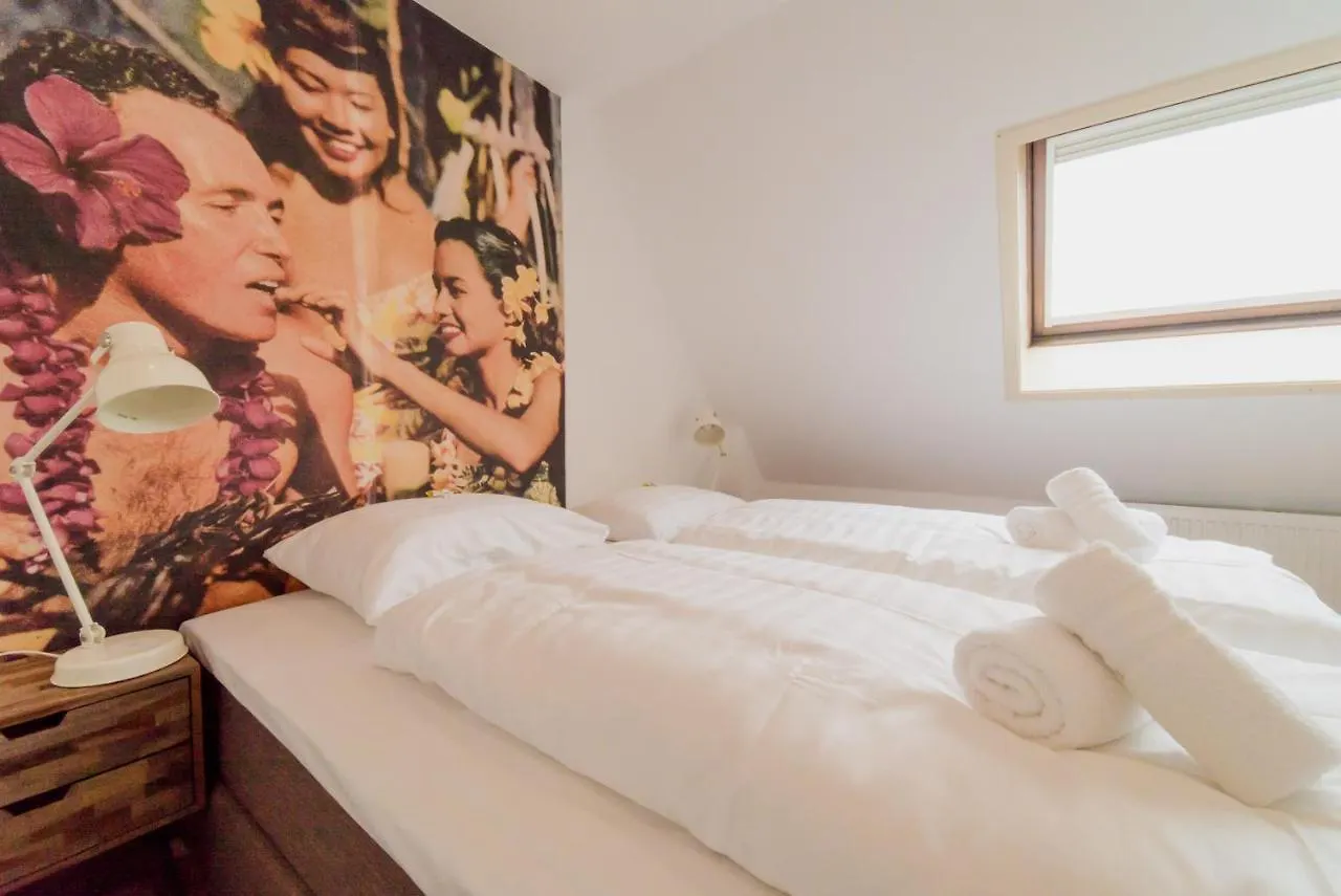 Pink Flamingo Boutique Hostel Lahey